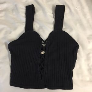 URBAN OUTFITTERS CROPPED STRAPPY TANK